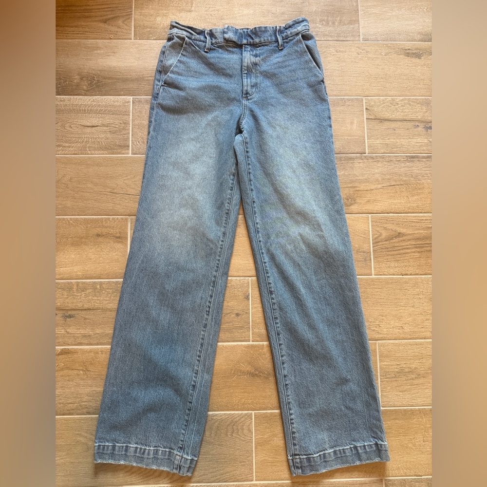 Express Women’s Wide-Leg Trouser Jeans Size 6 Long